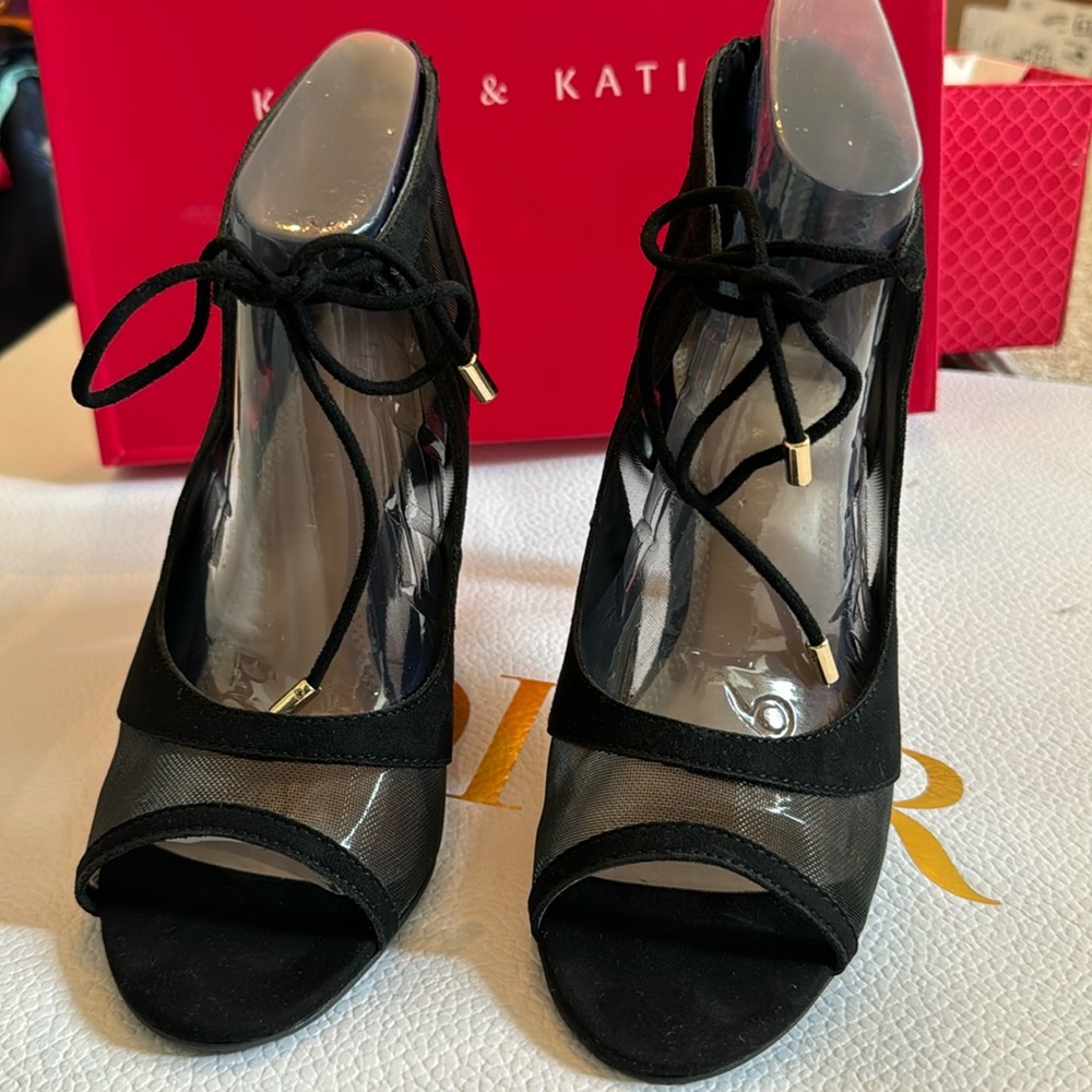 Kelly & Katie